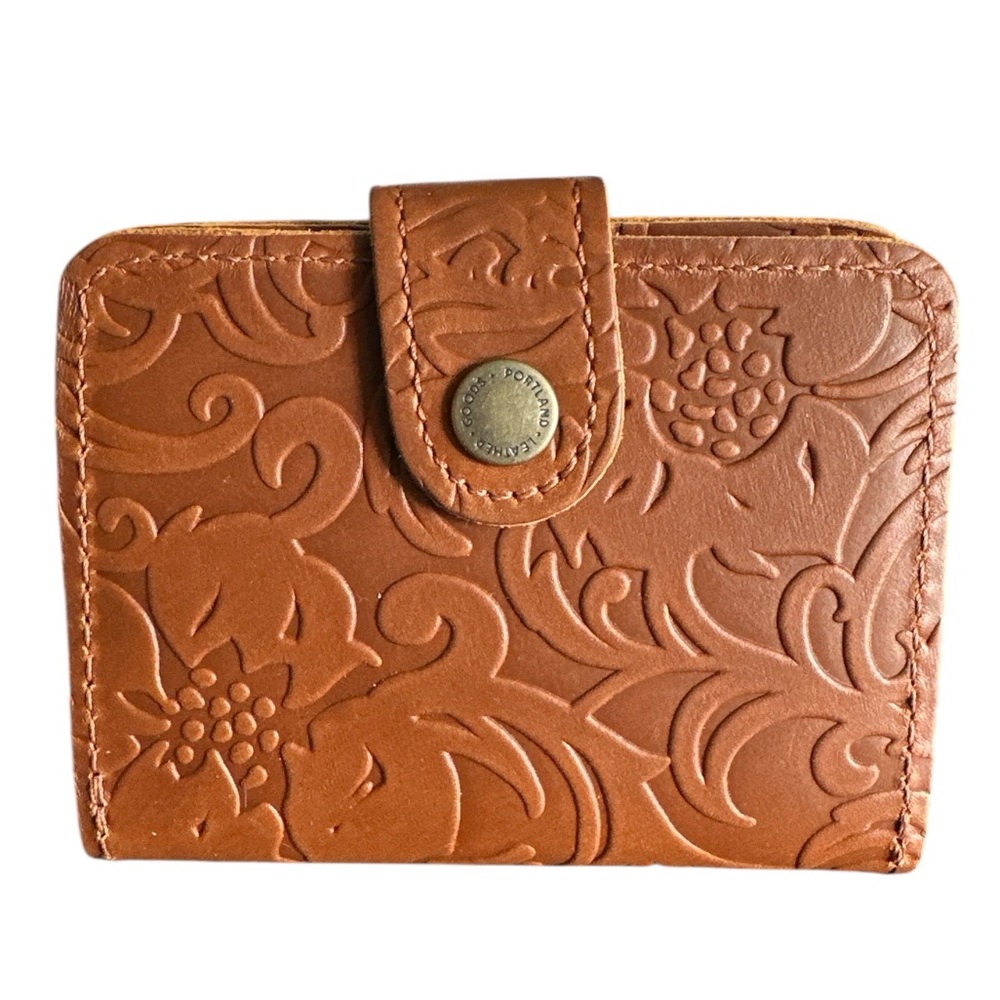 Portland Leather Mini Bifold Wallet Embossed Meadow‎ NWT